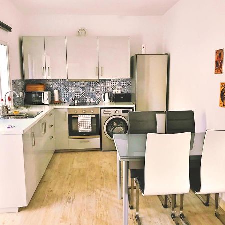 Town House With Patio In Quiet Residential Area 10 Min From Beach Torremolinos Zewnętrze zdjęcie