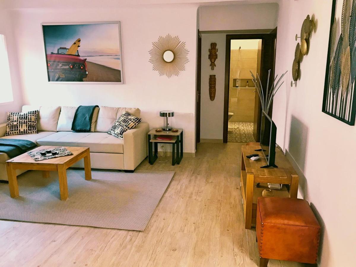 Town House With Patio In Quiet Residential Area 10 Min From Beach Torremolinos Zewnętrze zdjęcie